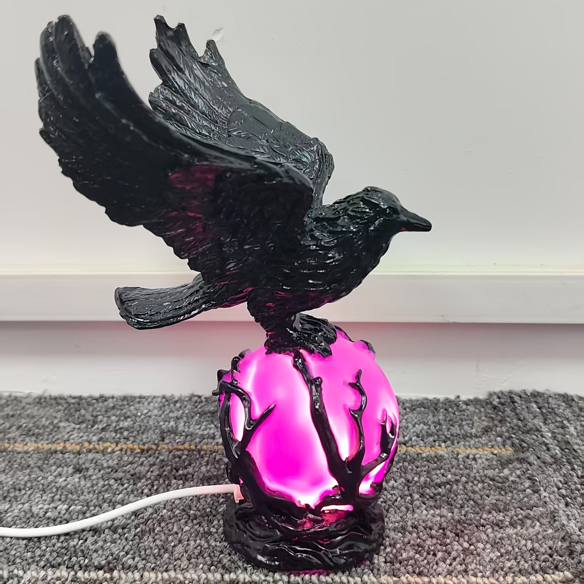 Raven Moonlight Gothic Statue Lamp – Mysterious Raven on a Glowing Sphere, Fantasy Home Decor Light for Bedroom, Study Room & Office – Unique Gift for Gothic Collectors