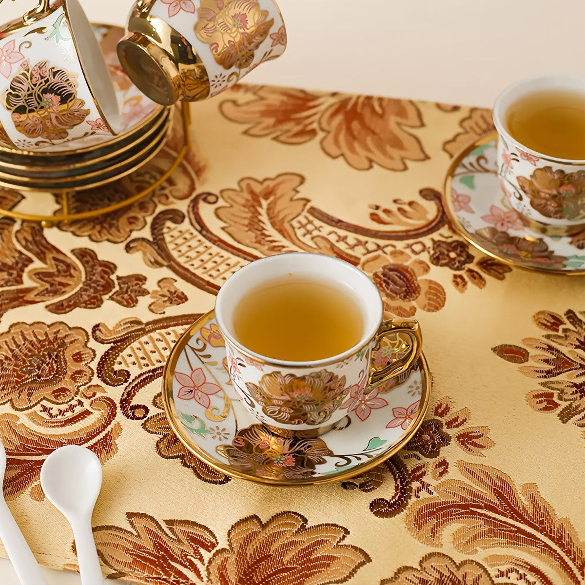 20 Piece Ceramic Tea Set Floral Design – European Afternoon Tea Service with Teapot, Cups, Saucers & Metal Stand – Blooming Style, Gift for Tea Lovers