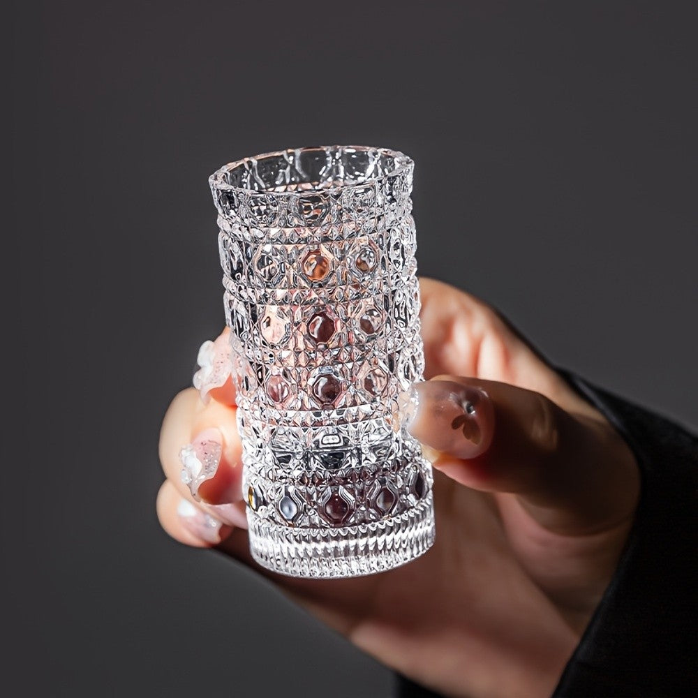Diamond Engraved Shot Glasses Set of 4 or 6 – Elegant Crystal-Look Mini Spirit Glasses for Vodka, Whiskey & Cocktails – Reusable Party Barware
