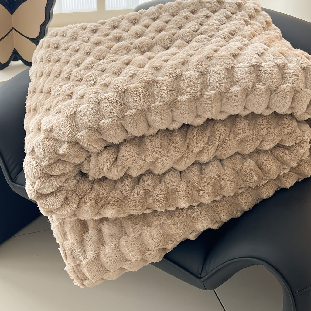 Super Soft Fuzzy Plush Throw Blanket 100% Polyester Lightweight Queen Size Bed Blanket for Women Bedroom Spring Summer 4 Colors 4 Sizes