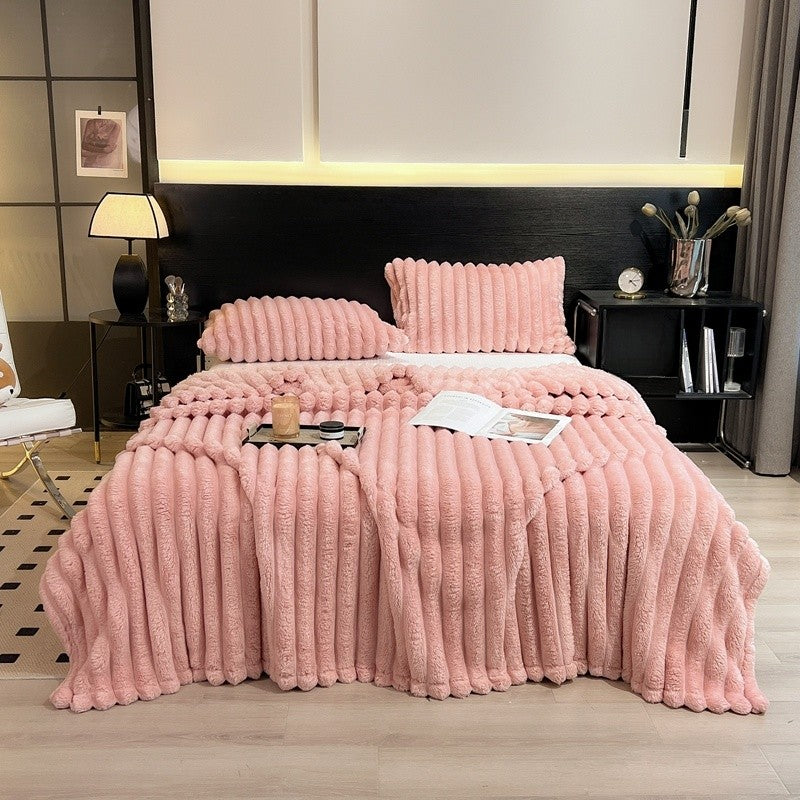 Quilted Anti-Static Thick Throw Blanket – Warm Cozy Twill Weave Bed Blanket in 7 Colors & 4 Sizes for Bedroom, Dorm & Office Nap