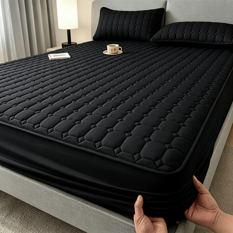 Quilted Mattress Protector Deep Pocket 15.75'' Non-Slip All Season Fitted Bed Cover – Solid Color Machine Washable Bedding Essential for Bedroom, Guest Room | Twin Full Queen King, 7 Colors
