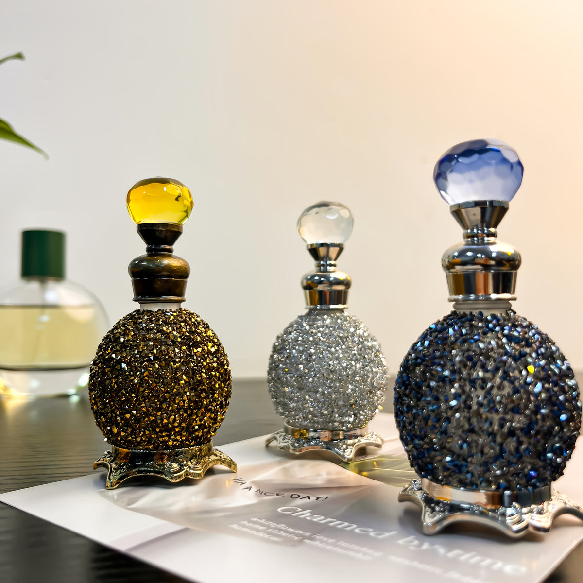 Vintage Crystal Arabic Style Empty Essential Oil Bottle 0.51oz - Portable Imitation Crystal Perfume Vial for Dressing Table, Travel & Gift Decoration
