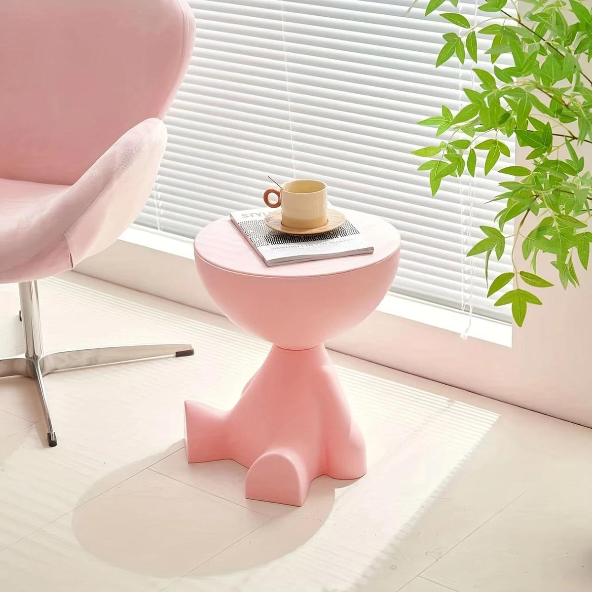 Bear Nightstand White Plastic Bedside Table with Lamp & Cup Holder – Cute Bear-Shaped Side Table, Easy Assembly, Compact Storage for Bedroom, Living Room & Small Spaces