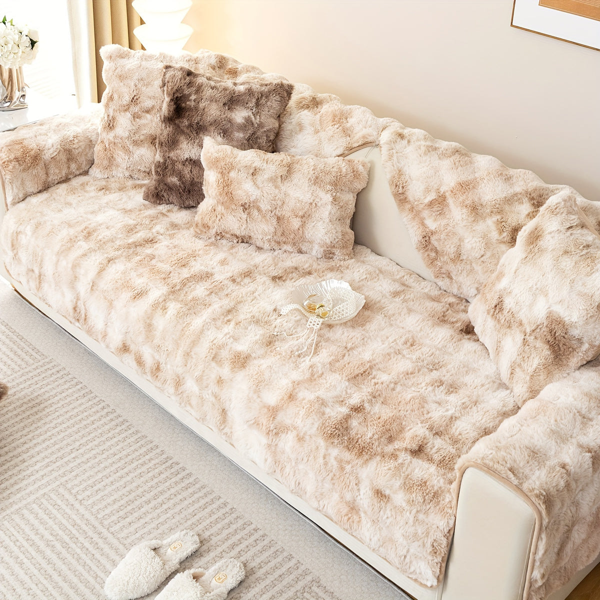 Faux Lamb Fluffy Sofa Cover Modern Gradient – Thick Plush Pet-Friendly Polyester Sofa Protector, Machine Washable 450-500g Fabric for Single, Double, Triple & Combination Sofas