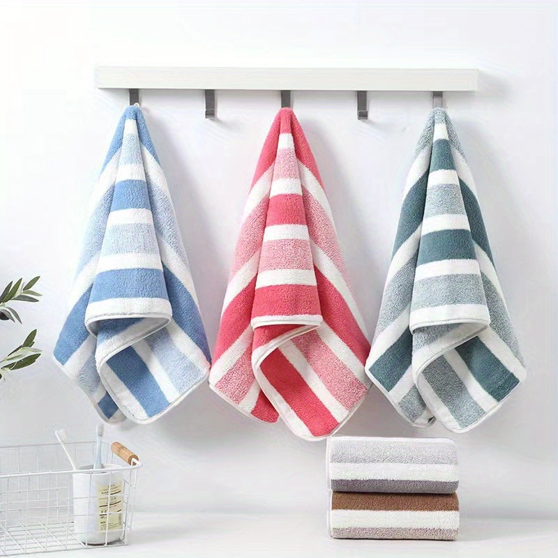 8-Piece Hotel-Quality Striped Bath Towel Set – Lint-Free Super Absorbent Two-Color Towels | 2 Large Bath Towels, 2 Medium Bath Towels & 4 Washcloths