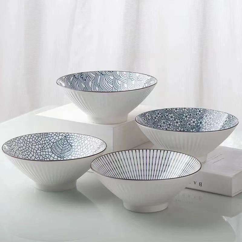 Japanese Ramen Bowls Set of 2 or 4 Ceramic Blue White Leaf Pattern 8 Inch 32oz Noodle Soup Bowl for Pho Ramen Pasta Cereal