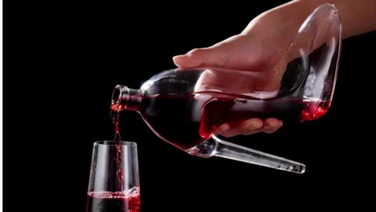 High-Heel Shoe Decanter – Handmade Lead-Free Crystal Glass with Stopper, 750ml Transparent Glossy Wine Decanter for Kitchen, Dining & Home Decor, Valentine’s Day & Holiday Gift